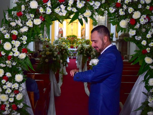 La boda de Gilberto y Sinthia en Comala, Colima 2