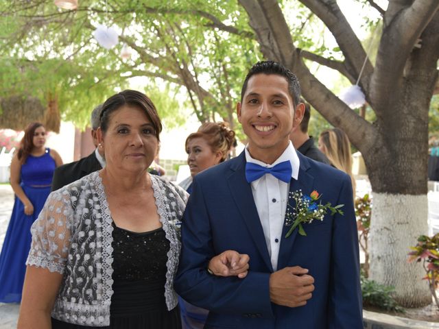 La boda de Alejandro y Fanny en García, Nuevo León 8