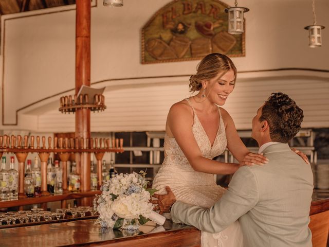 La boda de Mario y Rakel en Ixtapa Zihuatanejo, Guerrero 101