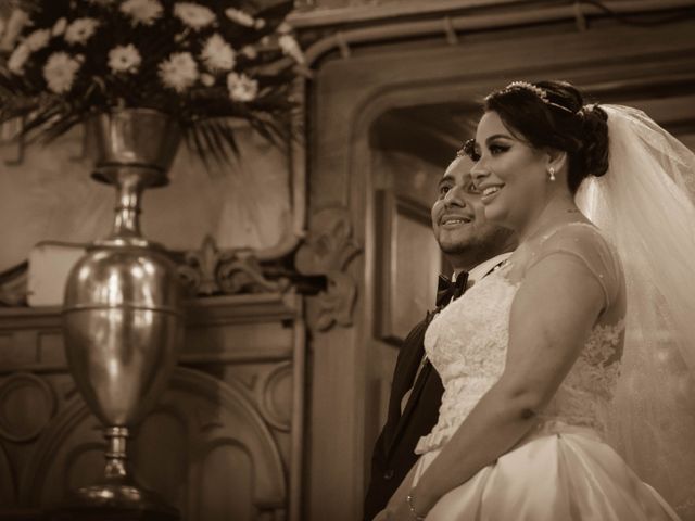 La boda de Carlos y Leslie en Naucalpan, Estado México 4