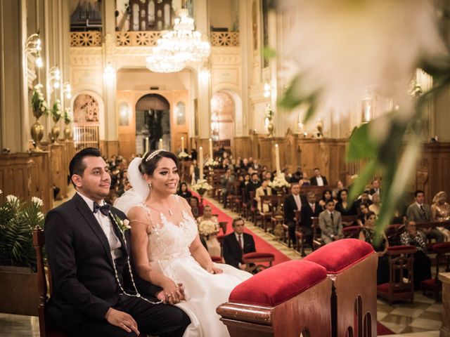 La boda de Carlos y Leslie en Naucalpan, Estado México 15
