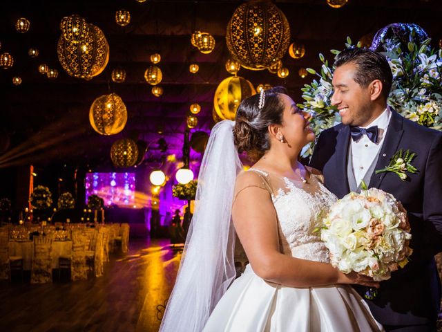 La boda de Carlos y Leslie en Naucalpan, Estado México 21