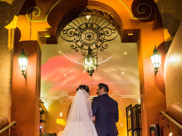La boda de Carlos y Leslie en Naucalpan, Estado México 24