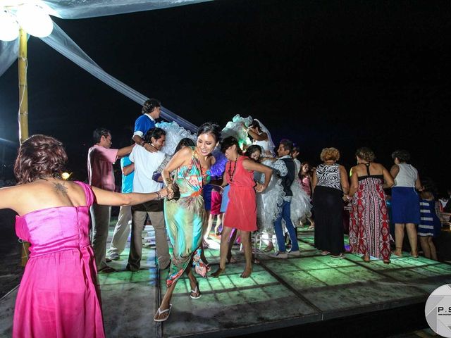 La boda de Marco y Julieta en Ixtapa Zihuatanejo, Guerrero 308