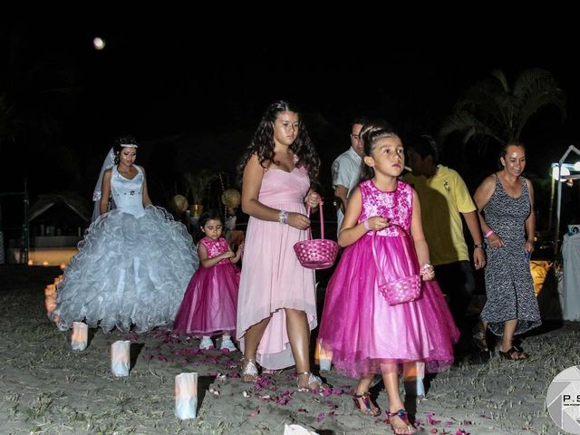 La boda de Marco y Julieta en Ixtapa Zihuatanejo, Guerrero 370