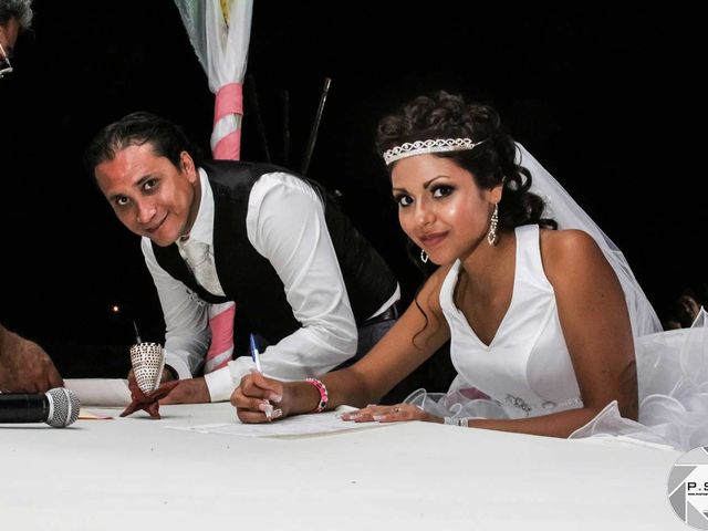 La boda de Marco y Julieta en Ixtapa Zihuatanejo, Guerrero 395