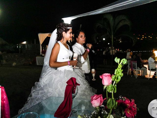 La boda de Marco y Julieta en Ixtapa Zihuatanejo, Guerrero 518