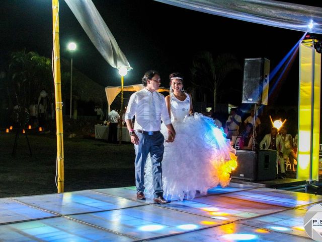 La boda de Marco y Julieta en Ixtapa Zihuatanejo, Guerrero 532