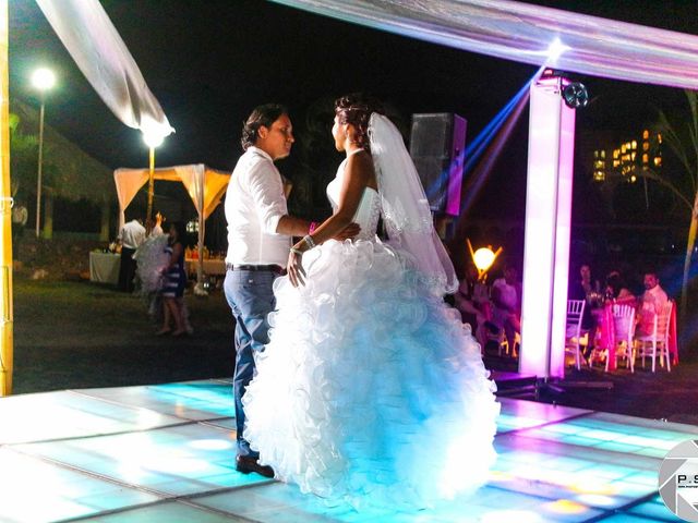 La boda de Marco y Julieta en Ixtapa Zihuatanejo, Guerrero 534