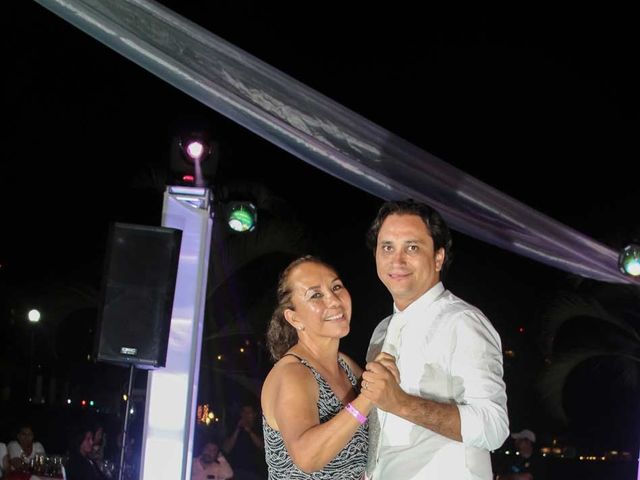 La boda de Marco y Julieta en Ixtapa Zihuatanejo, Guerrero 559