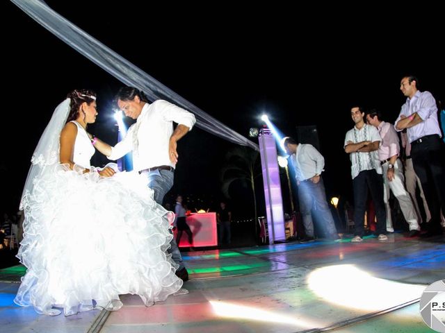 La boda de Marco y Julieta en Ixtapa Zihuatanejo, Guerrero 598