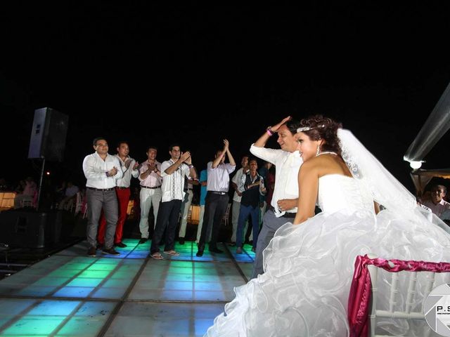 La boda de Marco y Julieta en Ixtapa Zihuatanejo, Guerrero 611