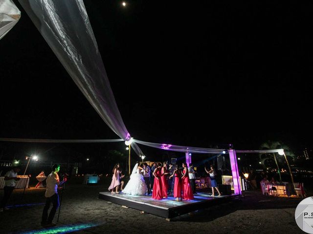 La boda de Marco y Julieta en Ixtapa Zihuatanejo, Guerrero 633