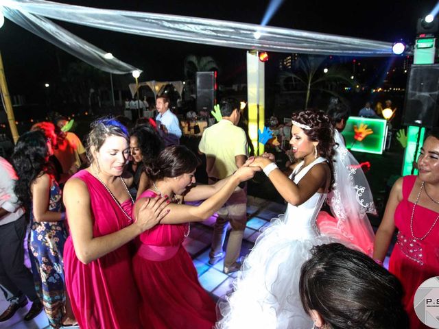 La boda de Marco y Julieta en Ixtapa Zihuatanejo, Guerrero 638