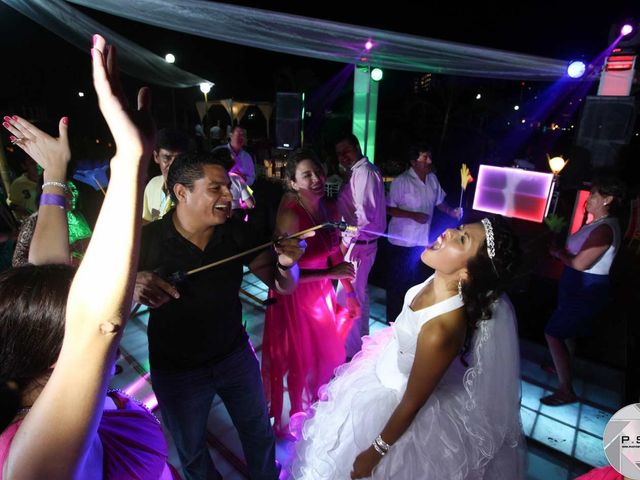 La boda de Marco y Julieta en Ixtapa Zihuatanejo, Guerrero 643