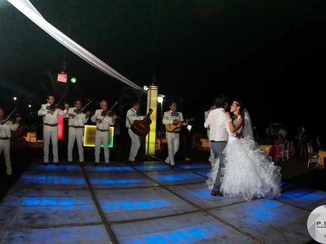 La boda de Marco y Julieta en Ixtapa Zihuatanejo, Guerrero 663