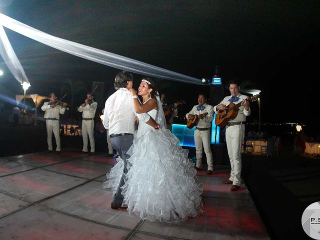 La boda de Marco y Julieta en Ixtapa Zihuatanejo, Guerrero 664