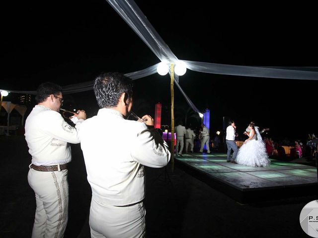 La boda de Marco y Julieta en Ixtapa Zihuatanejo, Guerrero 667