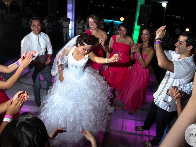 La boda de Marco y Julieta en Ixtapa Zihuatanejo, Guerrero 674