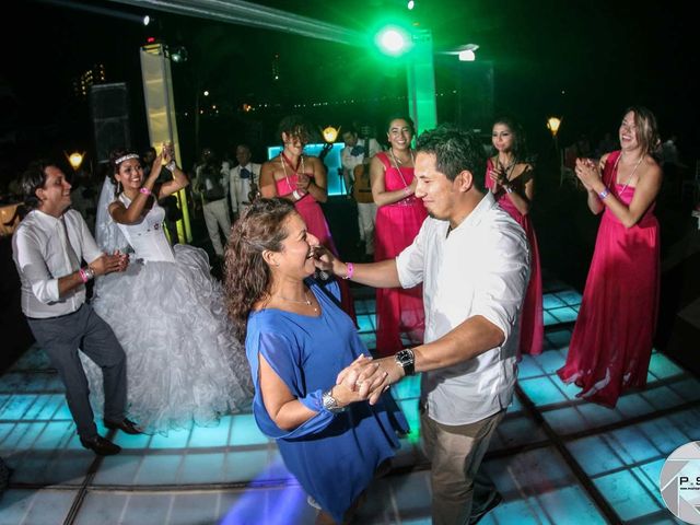 La boda de Marco y Julieta en Ixtapa Zihuatanejo, Guerrero 684