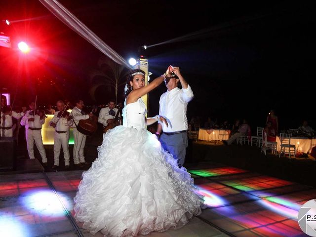 La boda de Marco y Julieta en Ixtapa Zihuatanejo, Guerrero 704