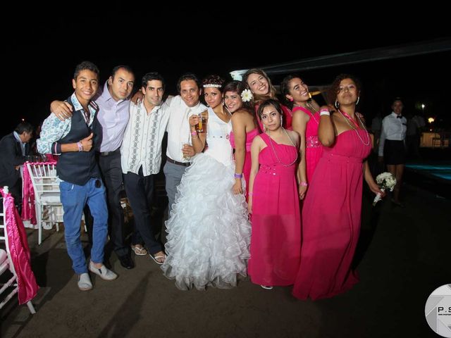 La boda de Marco y Julieta en Ixtapa Zihuatanejo, Guerrero 725