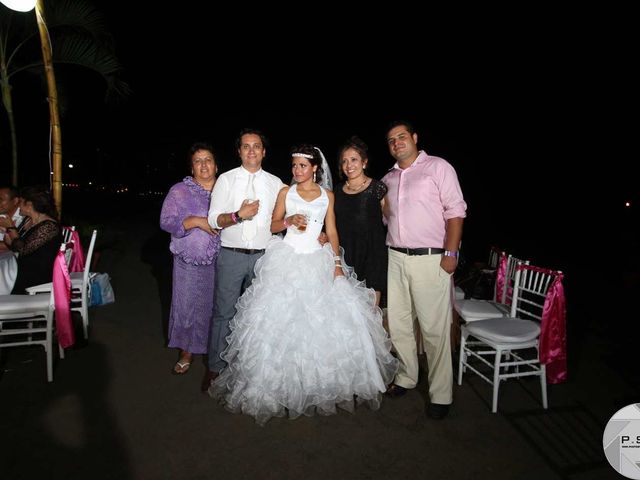 La boda de Marco y Julieta en Ixtapa Zihuatanejo, Guerrero 728