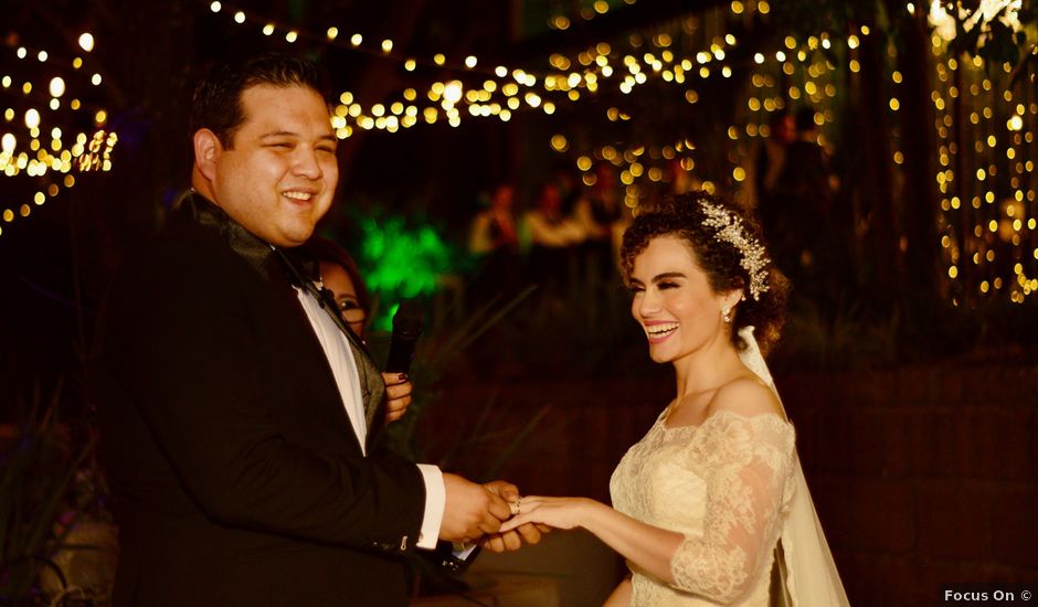 La boda de Carlos y Paloma en Victoria, Tamaulipas