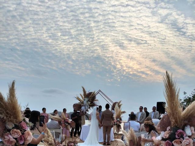 La boda de Víctor  y Yulisa en Ixtapa Zihuatanejo, Guerrero 14