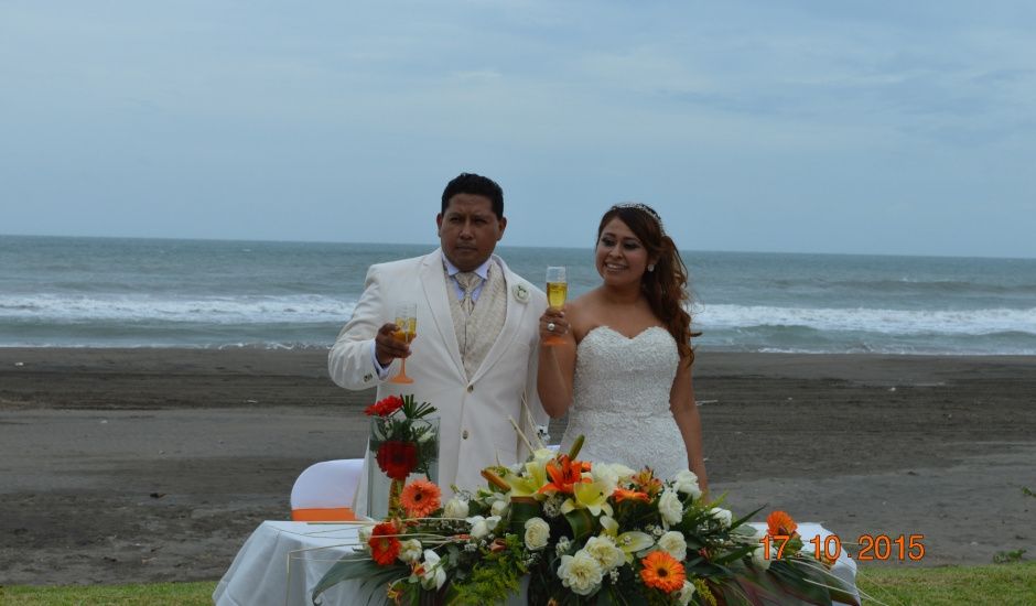 La boda de Edgar y Vianey en Ursulo Galván, Veracruz