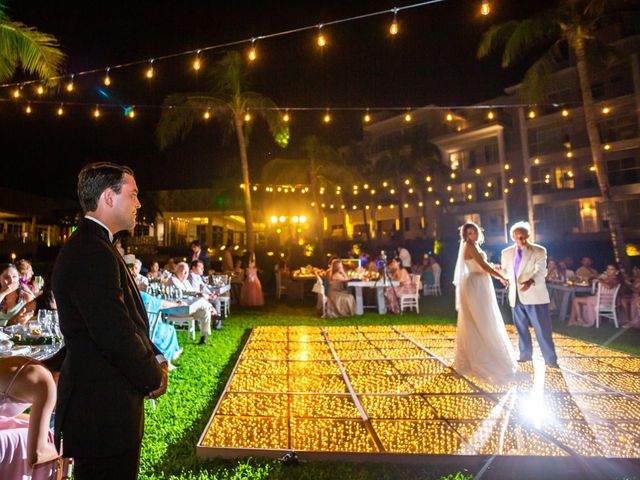 La boda de Salvador y Natalia en Cancún, Quintana Roo 28