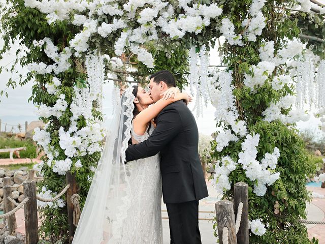 La boda de Jhon y Briie en Ensenada, Baja California 224