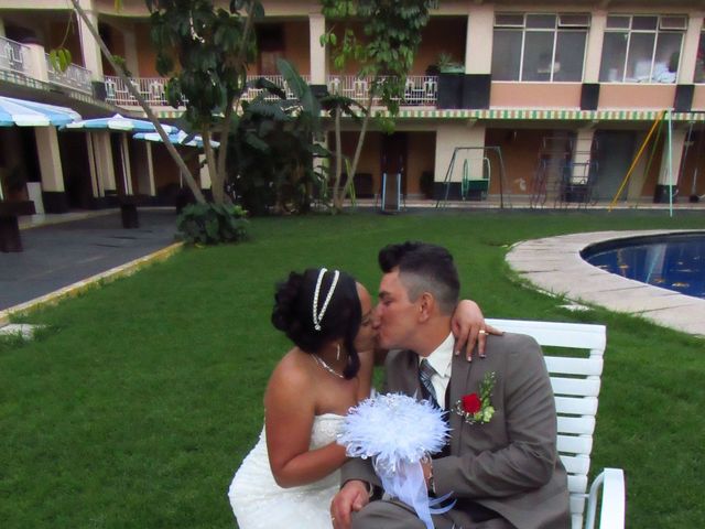La boda de Alexis y Mary en Zamora, Michoacán 10