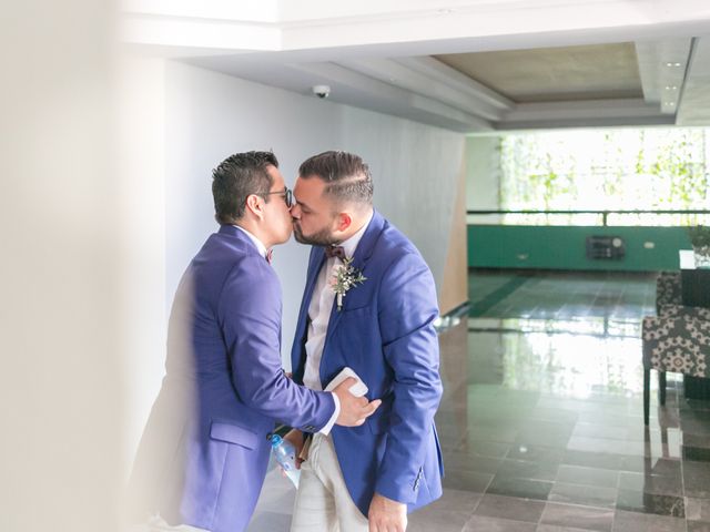 La boda de Jonhatan y Roberto en Cancún, Quintana Roo 9