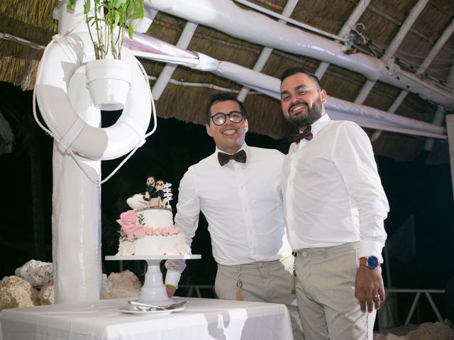 La boda de Jonhatan y Roberto en Cancún, Quintana Roo 53