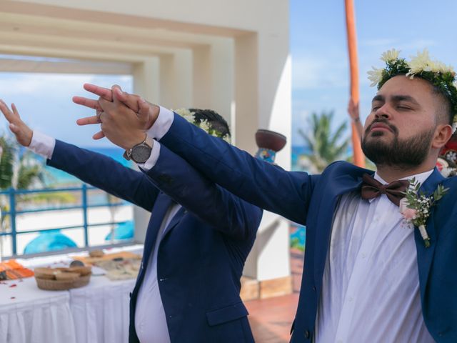 La boda de Jonhatan y Roberto en Cancún, Quintana Roo 75