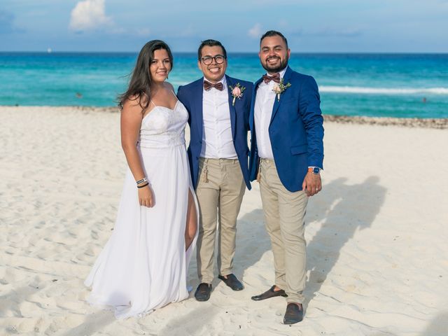 La boda de Jonhatan y Roberto en Cancún, Quintana Roo 85