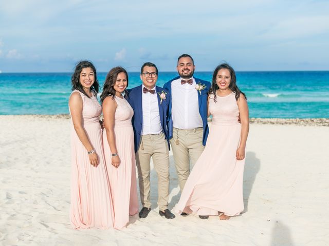 La boda de Jonhatan y Roberto en Cancún, Quintana Roo 87