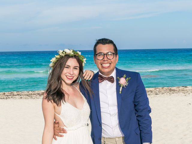 La boda de Jonhatan y Roberto en Cancún, Quintana Roo 89