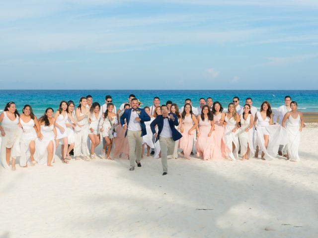 La boda de Jonhatan y Roberto en Cancún, Quintana Roo 90