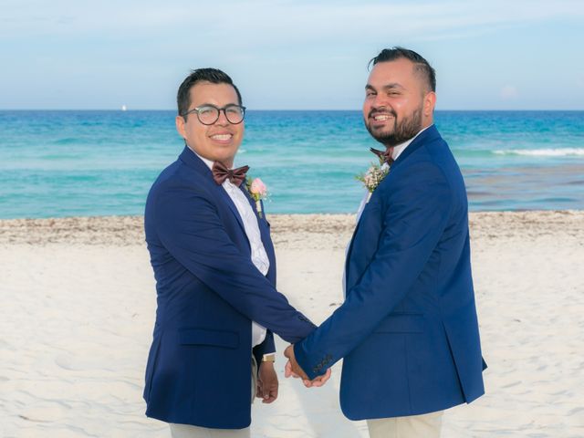 La boda de Jonhatan y Roberto en Cancún, Quintana Roo 93