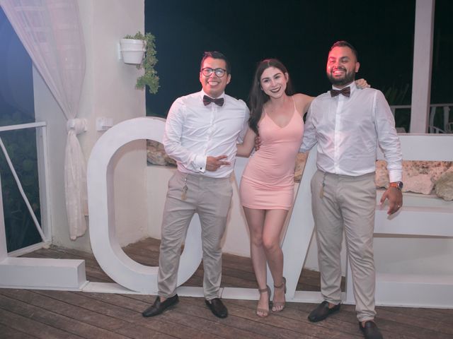 La boda de Jonhatan y Roberto en Cancún, Quintana Roo 101