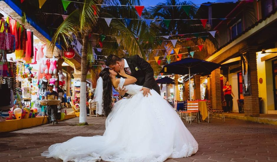 La boda de Alan Marco y Angeles  en Ixtapa Zihuatanejo, Guerrero