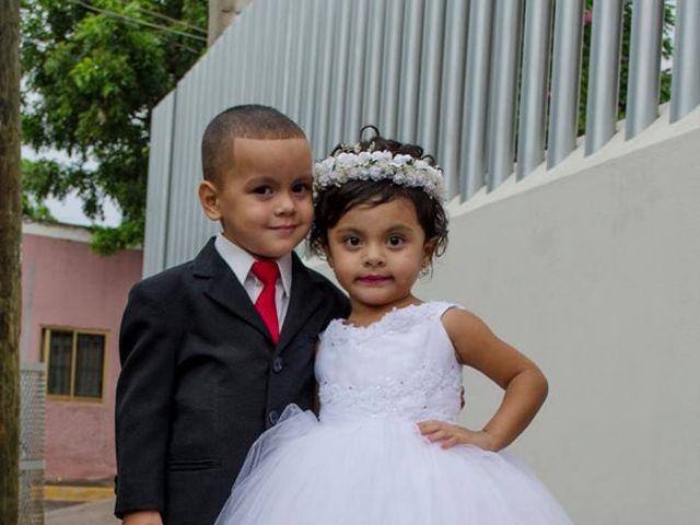 La boda de Felipe  y Karla   en Guamúchil, Sinaloa 17