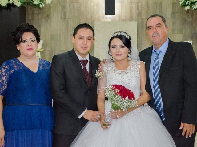 La boda de Felipe  y Karla   en Guamúchil, Sinaloa 30