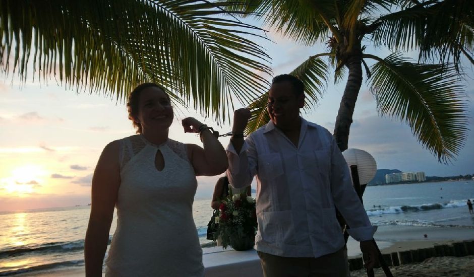 La boda de Ernesto y Susana en Ixtapa Zihuatanejo, Guerrero