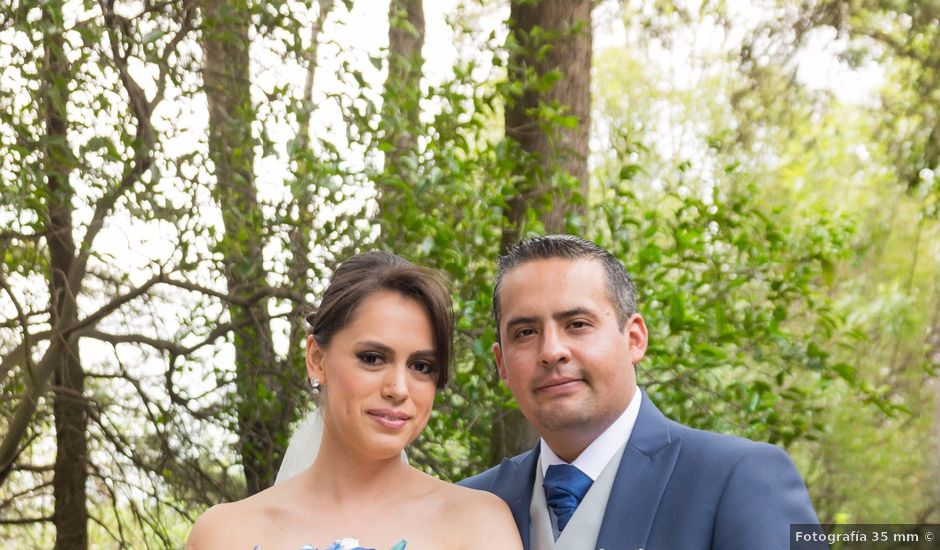La boda de Aarón y Claudia en Metepec, Estado México