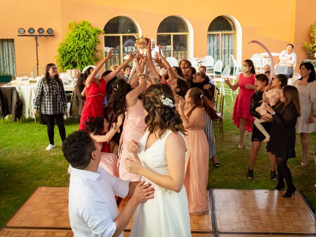 La boda de Javier y Karla en Xochimilco, Ciudad de México 39