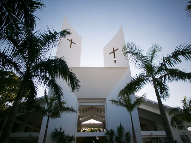 La boda de Rafael y Ariadna en Cancún, Quintana Roo 16