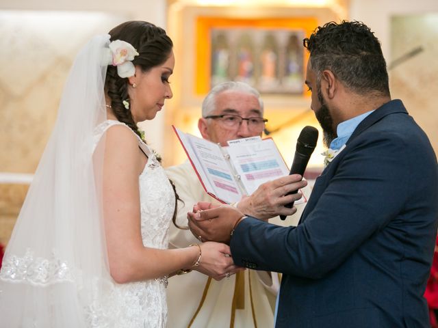 La boda de Rafael y Ariadna en Cancún, Quintana Roo 25